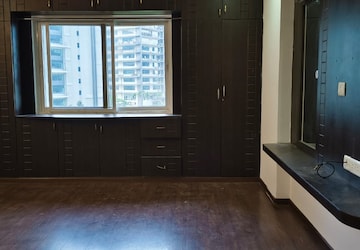 Room in 4 BHK Apartment at Jayabheri Orange County, Gachibowli – for Rent