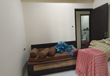 Bedroom in 3 BHK Apartment at Larkins Pride Palms, Kolshet Road – for Rent