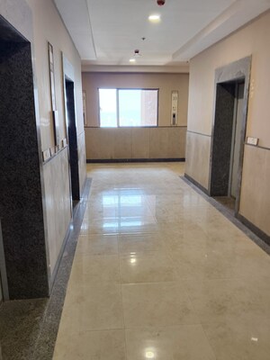 Room in 2 BHK Apartment at The Prestige City, Mulund West – for Rent