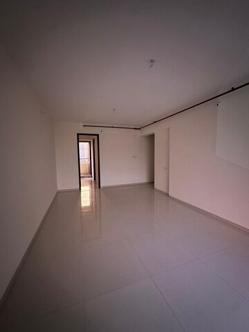 Room in 4 BHK Apartment at Raj Tattva, Kapur Bawdi – for Sale