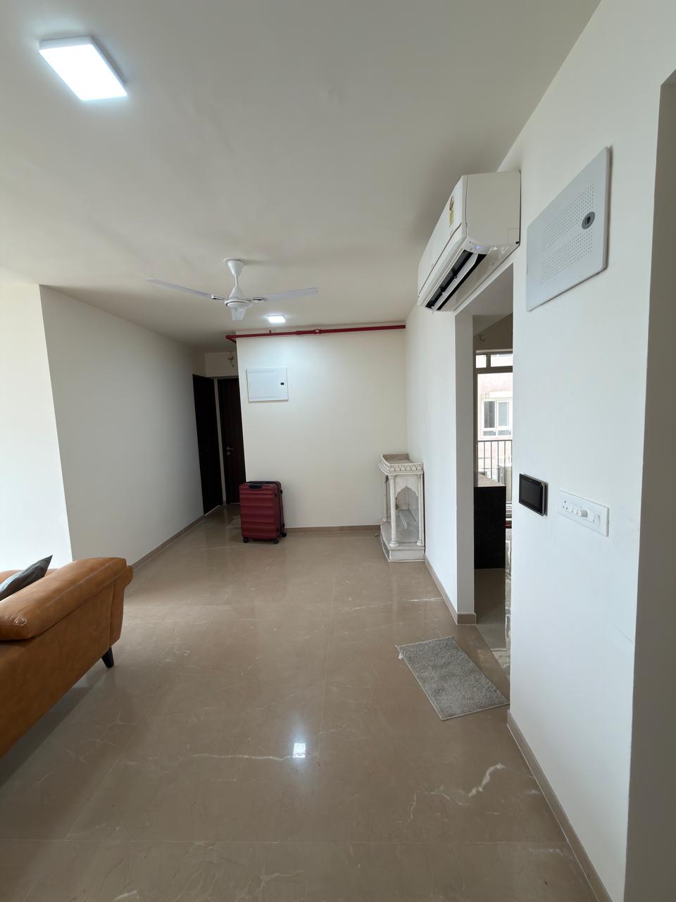 3 BHK Apartment For Rent in Embassy One Thane