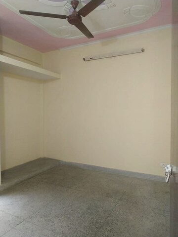 Room in 1 BHK Apartment at Jasola Vihar – for Sale