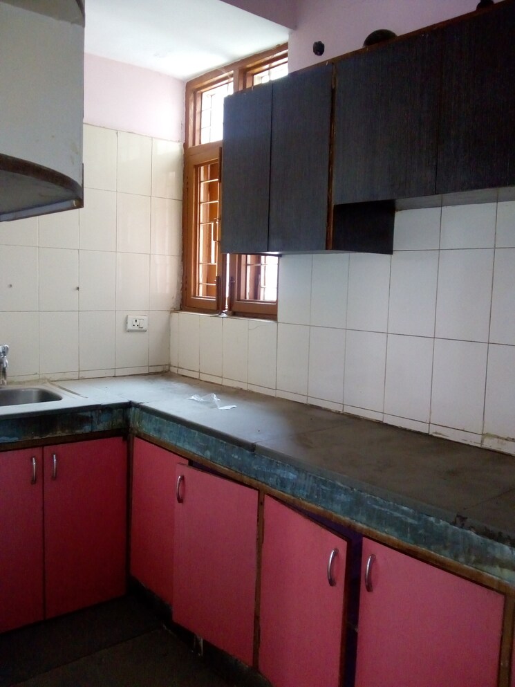 Kitchen, jasola vihar 1 Bedroom 516 Sq.Ft. Apartment In Jasola Vihar Delhi 9368563