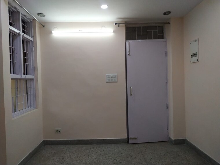 Room, jasola vihar 1 Bedroom 516 Sq.Ft. Apartment In Jasola Vihar Delhi 9368565