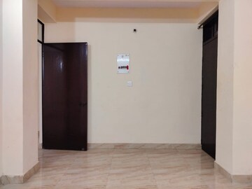 Room in 2 BHK Apartment at Molarband Extension – for Sale