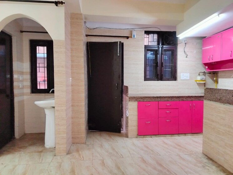 Room, molarband extension 2 Bedroom 650 Sq.Ft. Apartment In Molarband Extension Delhi 9368567