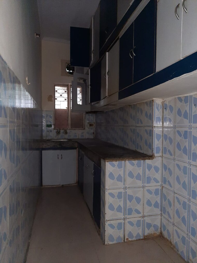 Kitchen, jasola vihar 2 Bedroom 660 Sq.Ft. Apartment In Jasola Vihar Delhi 9368569