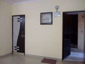 Room in 1 BHK Apartment at Sarita Vihar – for Rent