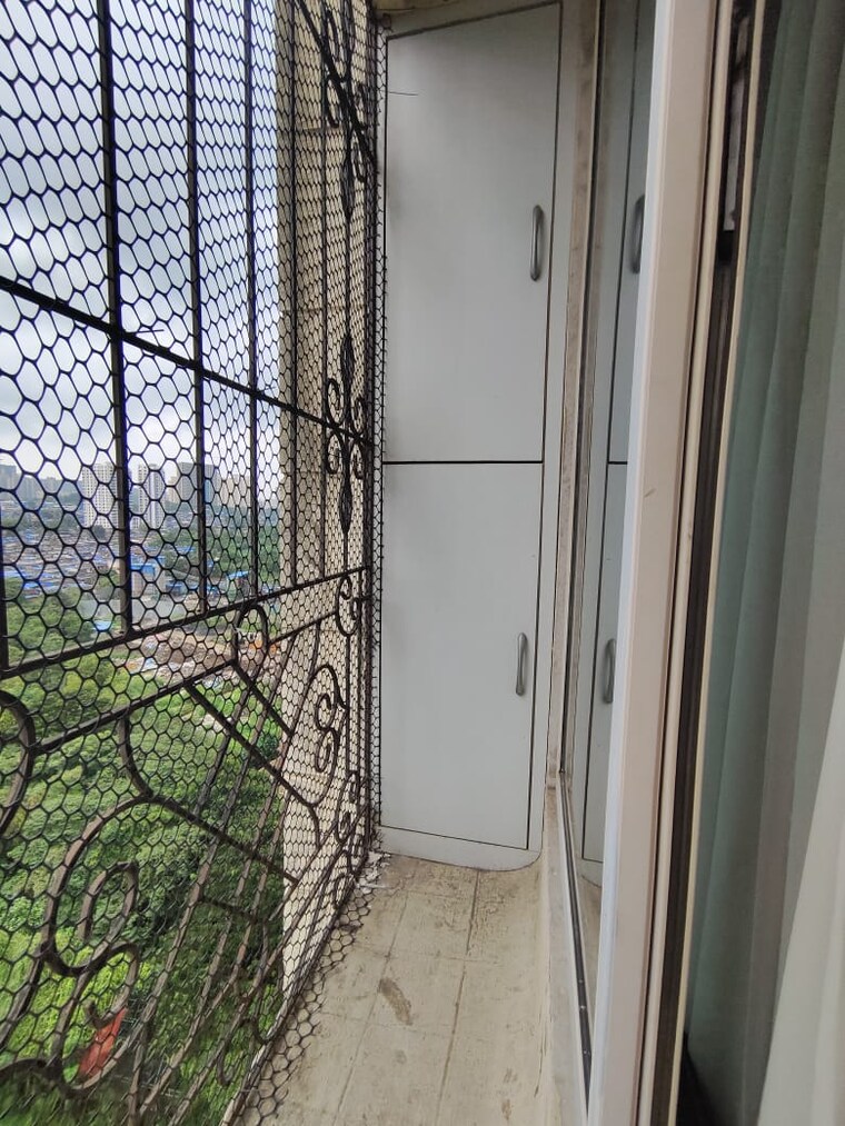 Balcony, larkins-pride-palms 3 Bedroom 950 Sq.Ft. Apartment In Kolshet Road Thane 9368577