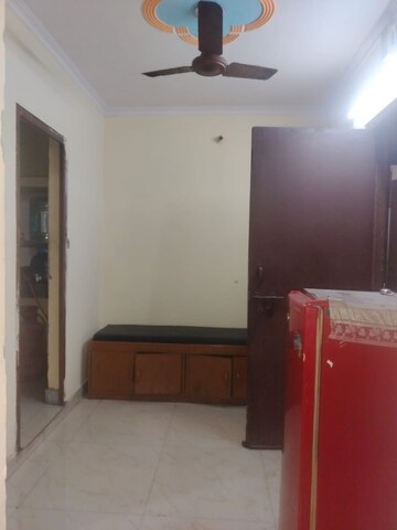 Bedroom in 1 BHK Apartment at Sarita Vihar Pocket-C RWA, Sarita Vihar – for Rent