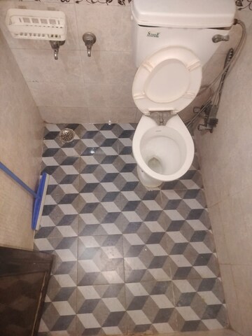 Bathroom in 1 BHK Apartment at Sarita Vihar Pocket-C RWA, Sarita Vihar – for Rent