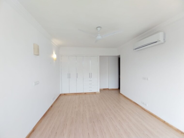 Room, greater kailash i 4 Bedroom 4000 Sq.Ft. Builder Floor In Greater Kailash I Delhi 9368581