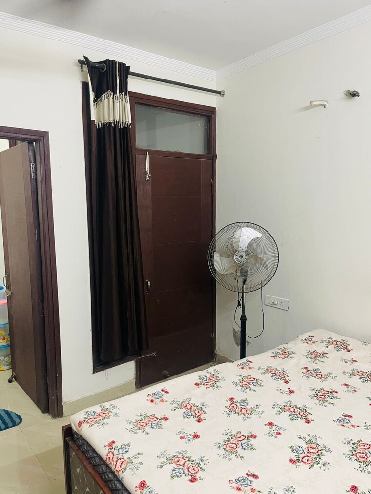 Bedroom, maya-garden-city 1 RK 400 Sq.Ft. Apartment In Lohgarh Zirakpur 9368580