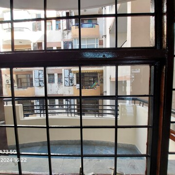 Balcony in 3 BHK Apartment at Sector 63 – for Rent