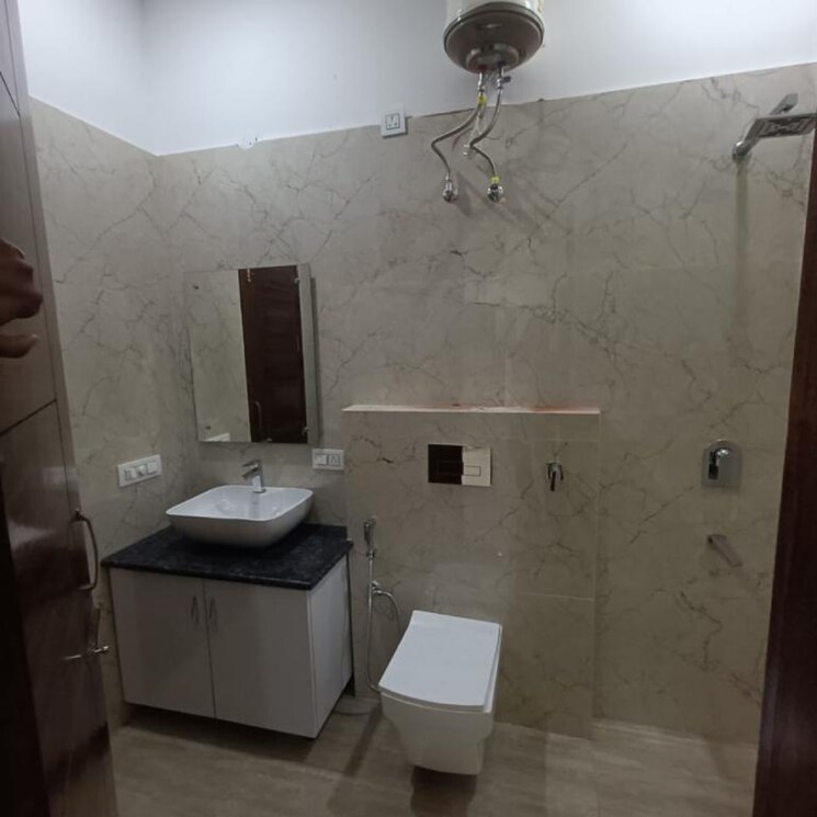 Bathroom, sector 8 6 Bedroom 4500 Sq.Ft. Villa In Sector 8 Chandigarh 9368589