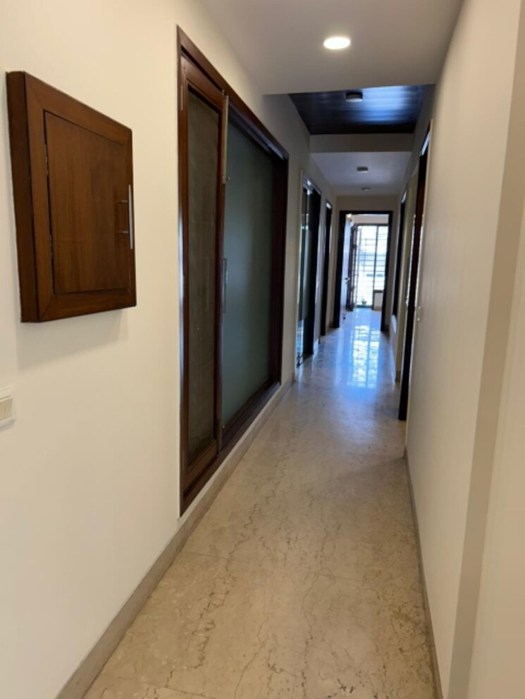 undefined, greater kailash i 3 Bedroom 2400 Sq.Ft. Builder Floor In Greater Kailash I Delhi 9368597