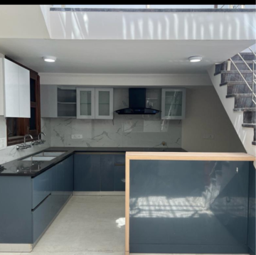 Kitchen in 6 BHK Villa at Sector 35 – for Sale