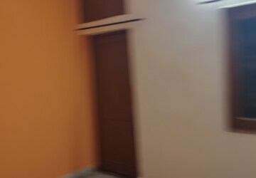 Room in 1.5 BHK Independent House at Sector 22 – for Rent