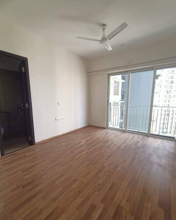 Bedroom in 3 BHK Apartment at The Wadhwa Solitaire, Kolshet Road – for Rent
