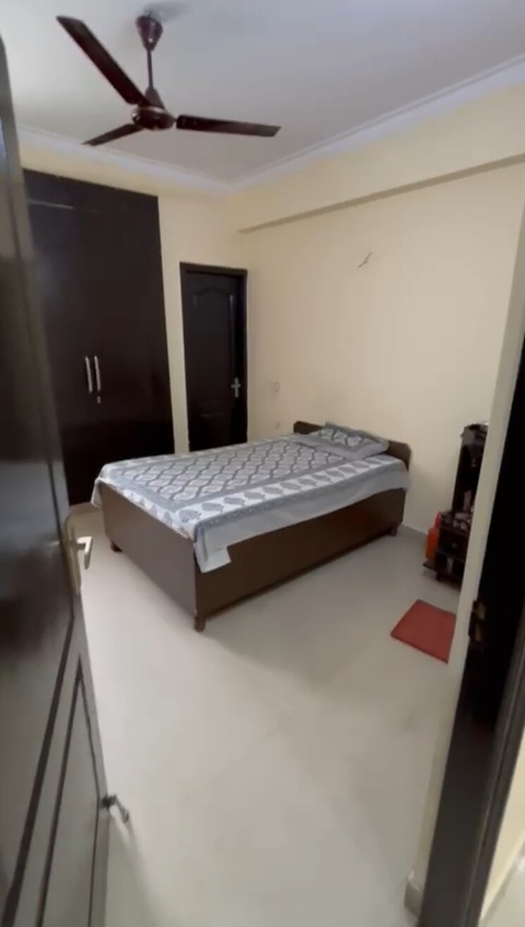 Bedroom, signature-homes 3.5 Bedroom 1700 Sq.Ft. Apartment In Raj Nagar Extension Ghaziabad 9368610