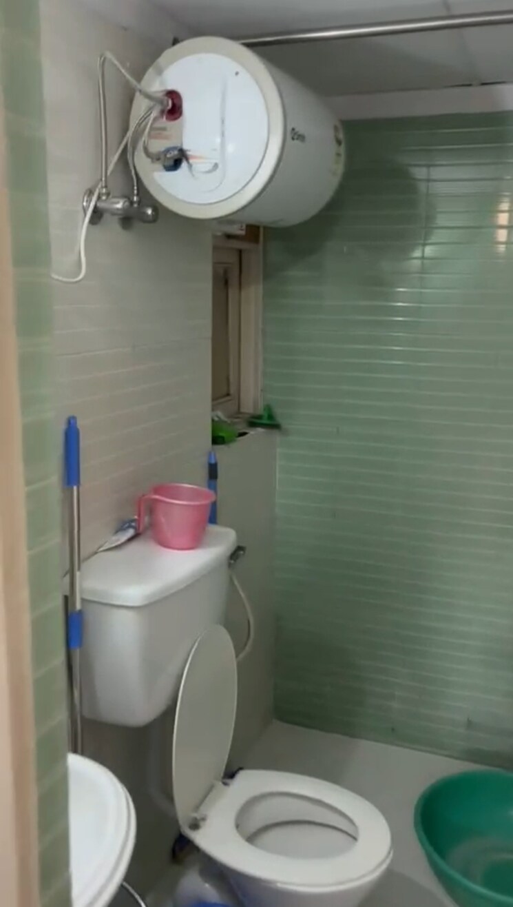 Bathroom, shree-energy-classic-residency 2 Bedroom 920 Sq.Ft. Apartment In Raj Nagar Extension Ghaziabad 9368614