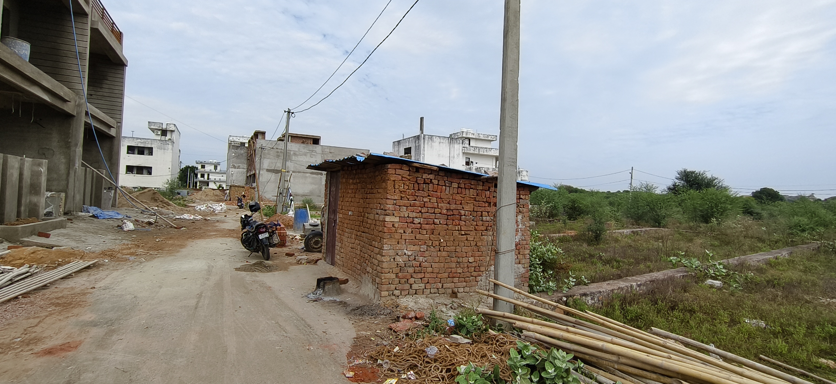 Plot For Sale in Krishna Sarovar Jagatpura