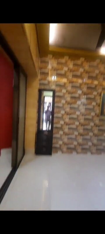 Furnished Amenities in 1.5 BHK Apartment at Sanaya Krish Royale, Parel – for Rent