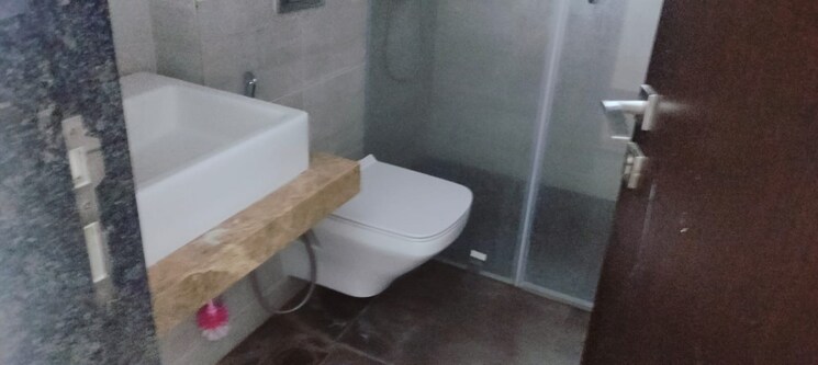 Bathroom, kolte-patil-24k-stargaze 3.5 Bedroom 1850 Sq.Ft. Apartment In Bavdhan Pune 9368634