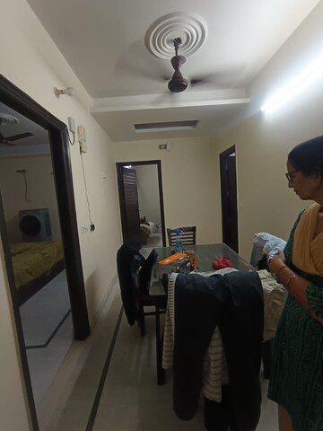 Team Area in 2 BHK Apartment at Navbharat Apartments, Paschim Vihar – for Rent