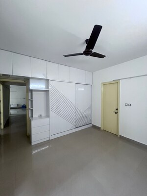 Room in 3 BHK Apartment at Provident Harmony, Thanisandra Main Road – for Rent