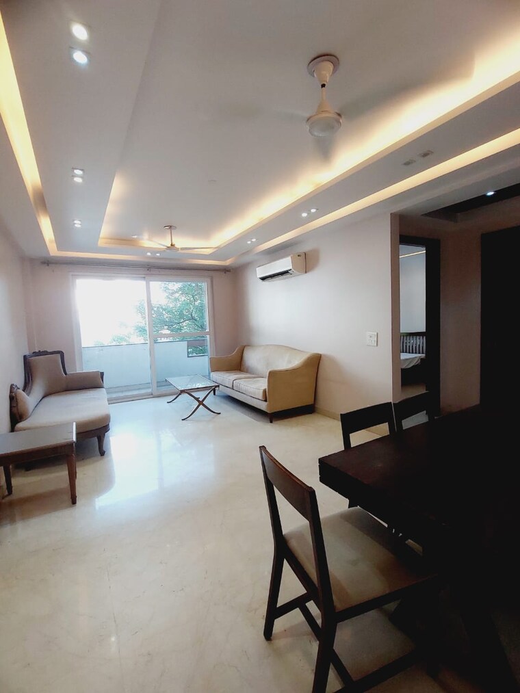 Gym, veera-safdarjung-enclave 3 Bedroom 1500 Sq.Ft. Builder Floor In Safdarjung Enclave Delhi 9368644