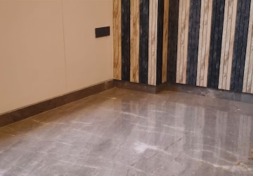 Room in 3 BHK Builder Floor at Chittaranjan Park – for Sale