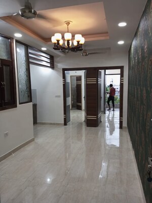 Building Lobby in 6 BHK Villa at RWA Apartments Sector 41, Sector 41 – for Sale