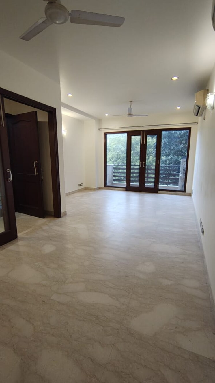 Room, anand niketan 3 Bedroom 2100 Sq.Ft. Builder Floor In Anand Niketan Delhi 9368649