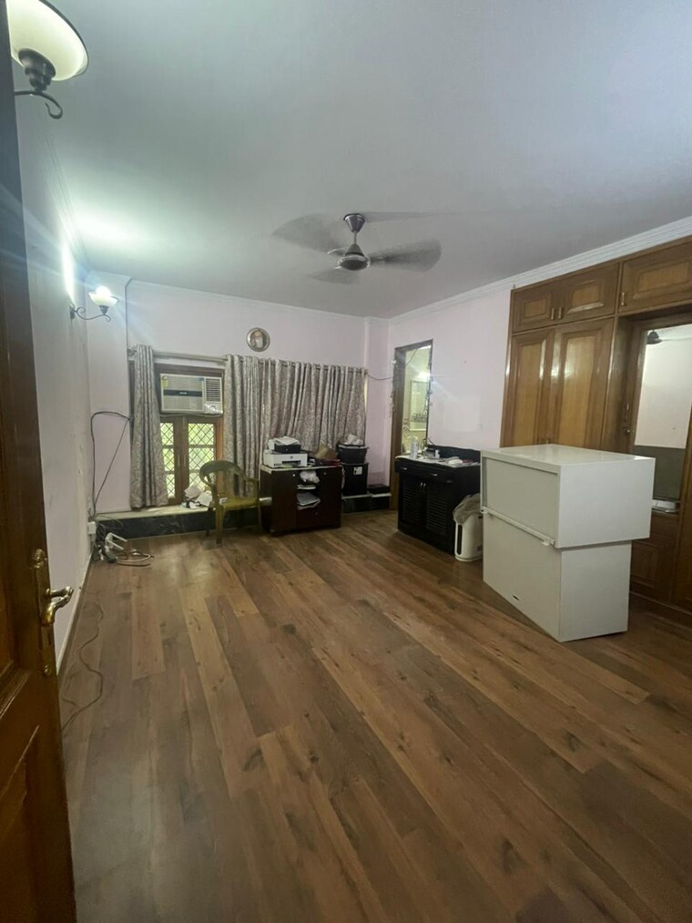 Living Room, greater kailash i 3 Bedroom 2000 Sq.Ft. Builder Floor In Greater Kailash I Delhi 9368653