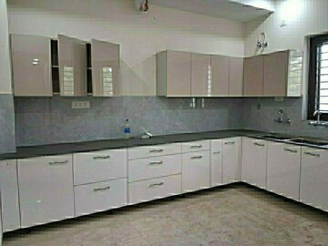 Kitchen in 4 BHK Builder Floor at Sector 28 – for Rent