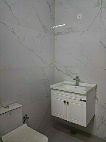 Bathroom in 4 BHK Builder Floor at Sector 28 – for Rent