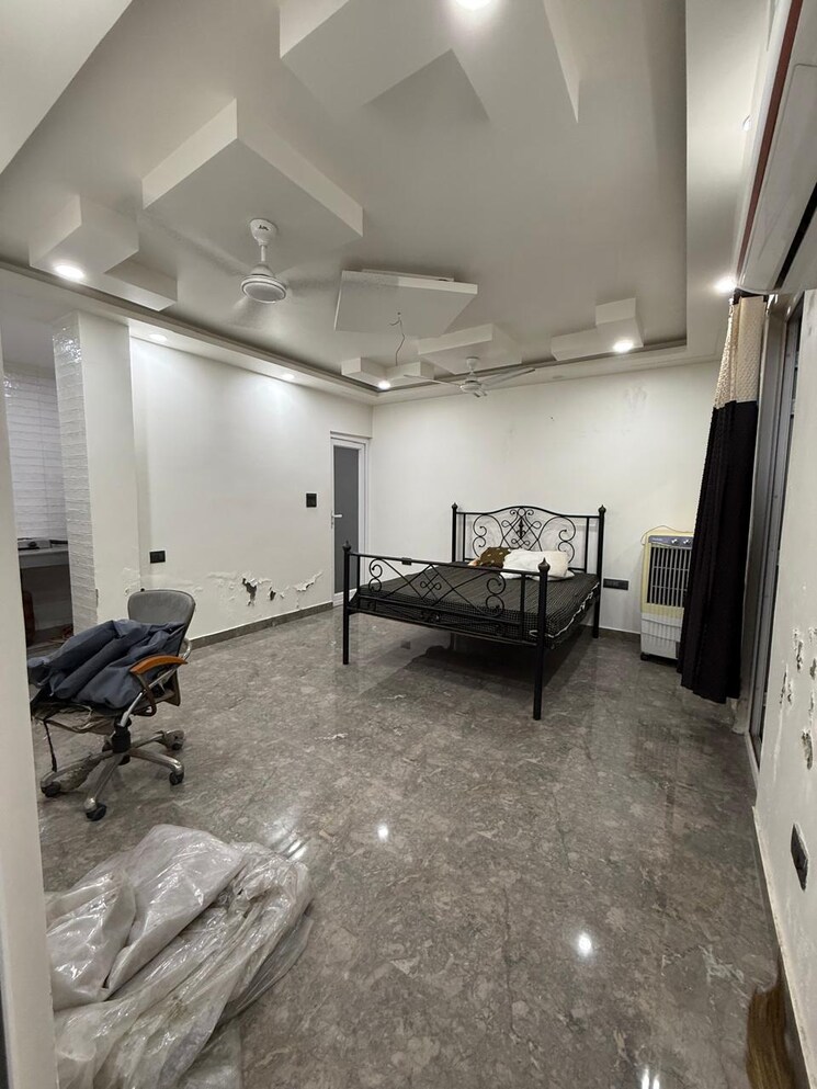 Bedroom, chittaranjan park 1 Bedroom 1200 Sq.Ft. Builder Floor In Chittaranjan Park Delhi 9368660