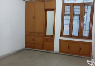 Room in 2 BHK Apartment at RWA Jasola Sector 8 SFS Flat, Jasola – for Sale