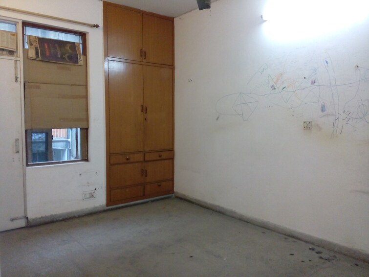 Cover Image, rwa-jasola-sector-8-sfs-flat 2 Bedroom 950 Sq.Ft. Apartment In Jasola Delhi 9368662