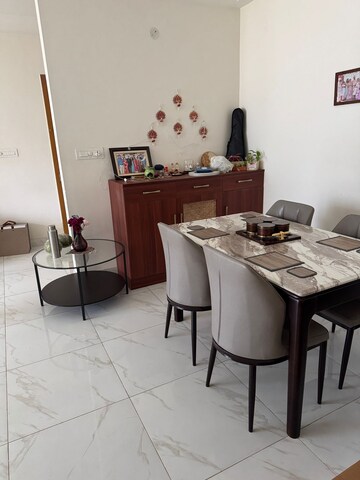 Team Area in 2 BHK Apartment at Mantri Lithos, Thanisandra – for Rent