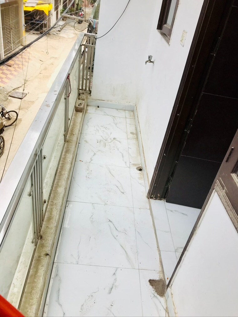Balcony, chattarpur 2 Bedroom 866 Sq.Ft. Builder Floor In Chattarpur Delhi 9368687