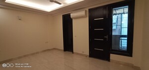 Room in 3 BHK Builder Floor at Greater Kailash I – for Rent