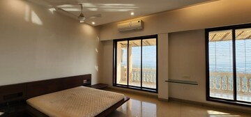 Room in 5 BHK Penthouse at Bhumiraj Iraisaa, Palm Beach – for Rent