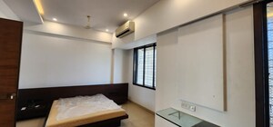 Room in 5 BHK Penthouse at Bhumiraj Iraisaa, Palm Beach – for Rent