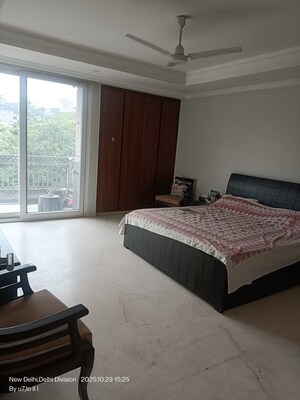 Bedroom in 3 BHK Builder Floor at Panchsheel Enclave – for Rent