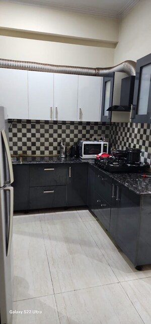 2 BHK Apartment For Rent in Galaxy Royale, Gaur City 2