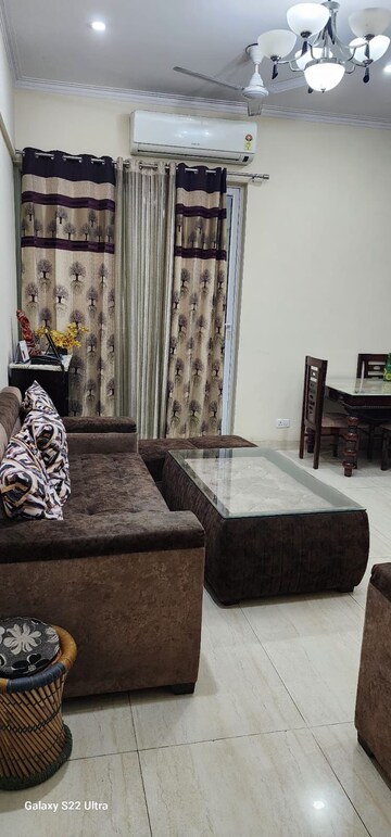 Bedroom in 2 BHK Apartment at Galaxy Royale, Gaur City 2 – for Rent