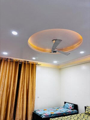 Furnished Amenities in 1.5 BHK Villa at Sector 56 – for Rent