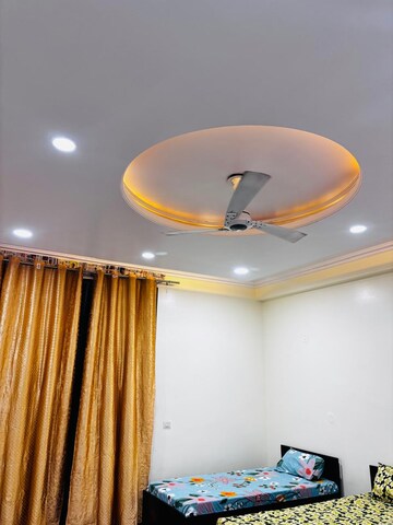 Furnished Amenities in 1.5 BHK Villa at Sector 56 – for Rent